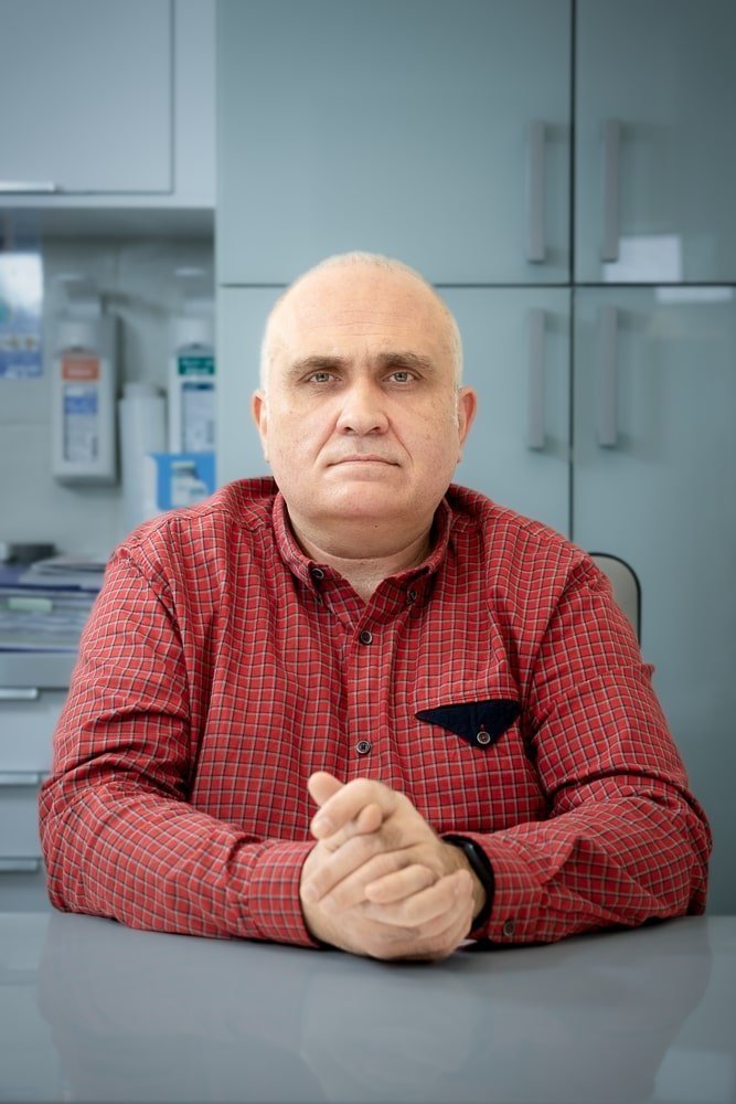 Dr Krzysztof Kłos - alergolog High-Med Warszawa